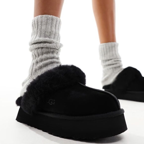 UGG Women's Disquette Slipper in Black - Picture 4 of 5